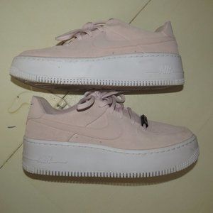 Nike Air Force 1 Sage Low Platform Sneaker - Pink